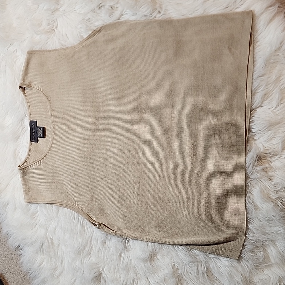 Women's Beige Sleeveless Top